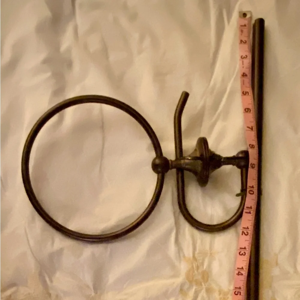 Elegant Bronze 2 Towels & 1 TP Hook- 3 Piece w/Hardware-Unused/Stored Many Years